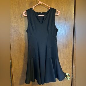 Elegant Black Sleeveless Dress
